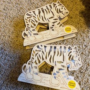 Wooden tiger nightlight